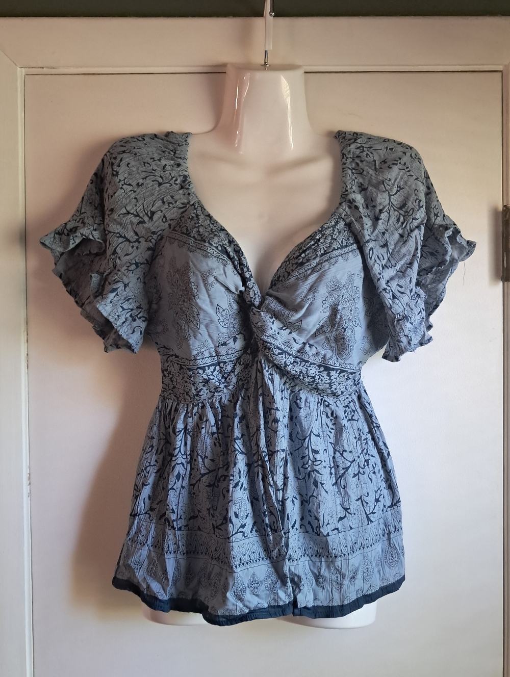 NWT Angie Dusty Blue Floral Tie-Front Blouse